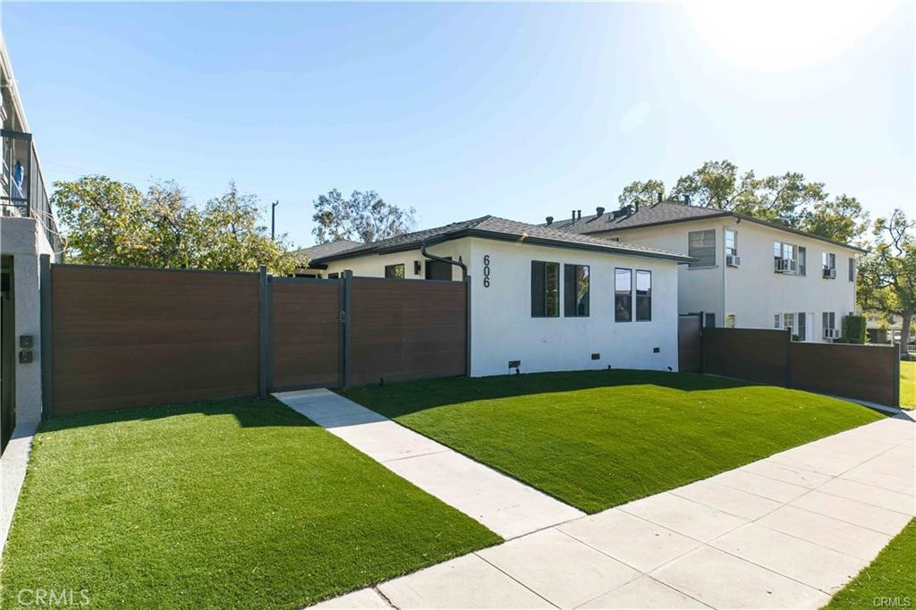 606 E Cypress #D
