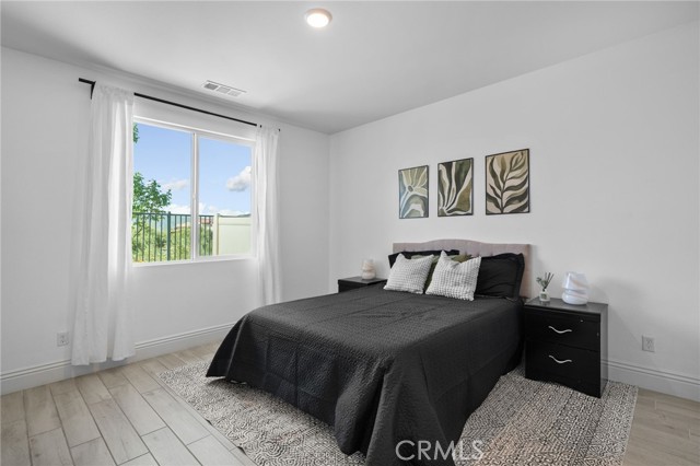 Detail Gallery Image 15 of 45 For 24205 Selwood Dr, Corona,  CA 92883 - 3 Beds | 2 Baths