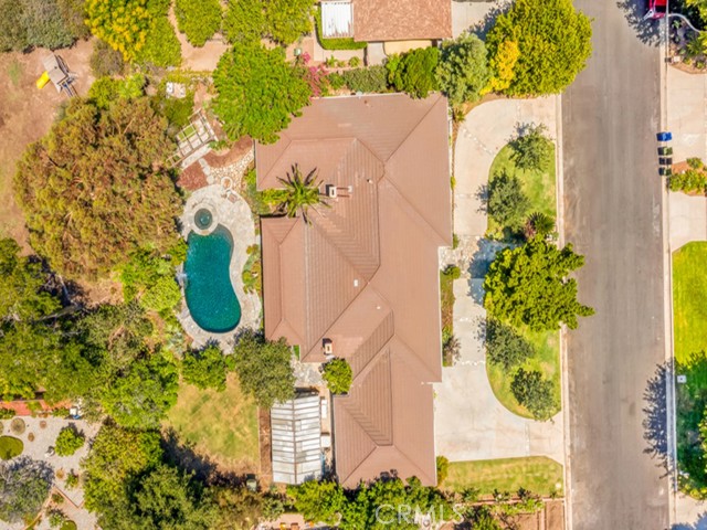 10335 Sylvia Avenue, Porter Ranch CA: https://media.crmls.org/medias/7b82084a-1d25-4a7d-808f-7377d60792a0.jpg