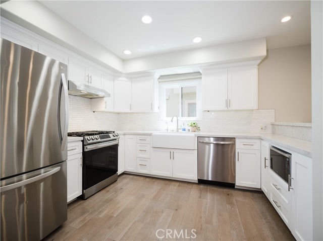 Detail Gallery Image 6 of 22 For 4312 Tujunga Ave #3,  Studio City,  CA 91604 - 2 Beds | 3 Baths