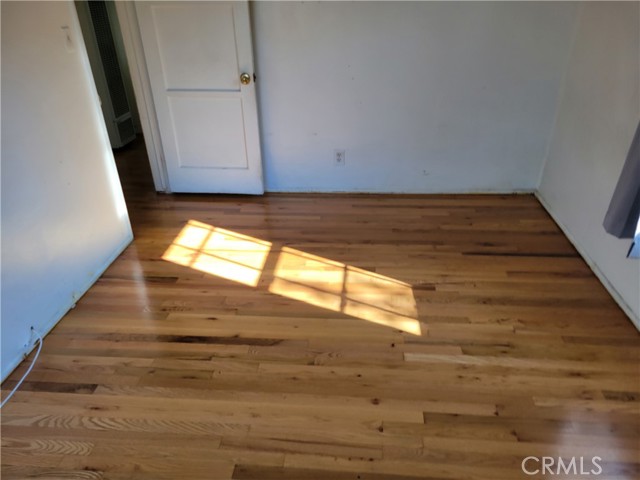 Detail Gallery Image 11 of 34 For 1220 E 121st, Los Angeles,  CA 90059 - 3 Beds | 1 Baths