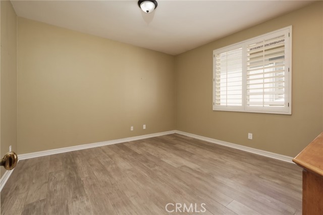 6471 Frampton Circle, Huntington Beach CA: https://media.crmls.org/medias/7b86b5bb-492b-4bcc-8be7-bf9468e0bbac.jpg