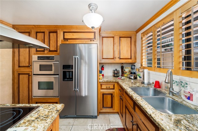 Front Image Thumbnail for CRPW26065138