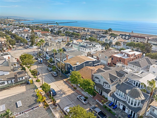 Detail Gallery Image 25 of 28 For 1743 Miramar Dr, Newport Beach,  CA 92661 - 3 Beds | 2 Baths