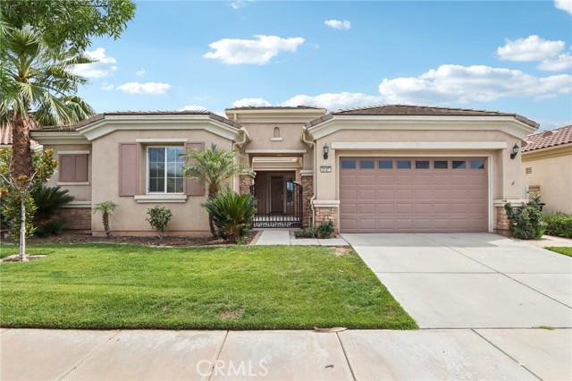 Detail Gallery Image 1 of 44 For 5107 via Bajamar, Hemet,  CA 92545 - 3 Beds | 3 Baths