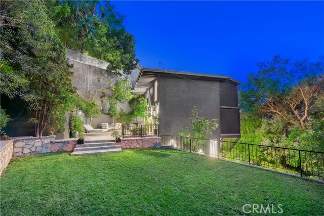 1782 Viewmont Drive, Los Angeles CA: https://media.crmls.org/medias/7b881e8d-6269-4fd4-b5ae-8ad253dd17e5.jpg