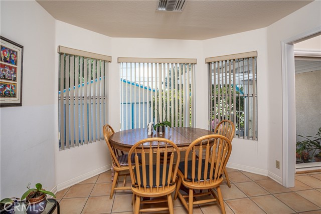 926 East Verdugo Avenue photo 8