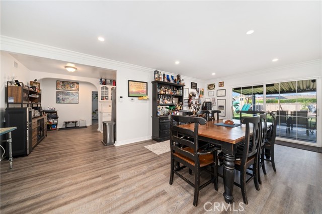 Detail Gallery Image 5 of 30 For 1410 Avenida Del, Corona,  CA 92882 - 3 Beds | 2 Baths