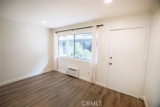 Detail Gallery Image 8 of 23 For 240 W Verdugo Ave #K,  Burbank,  CA 91502 - 2 Beds | 2 Baths