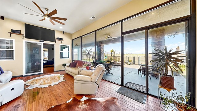 Detail Gallery Image 45 of 75 For 21160 Second Ave, Stevinson,  CA 95374 - 5 Beds | 4 Baths