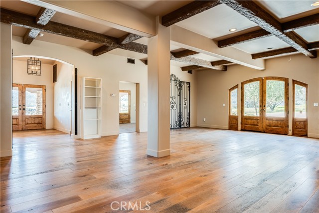Detail Gallery Image 9 of 75 For 3230 Nacimiento Lake Dr, Paso Robles,  CA 93446 - 7 Beds | 3/1 Baths