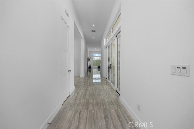 825 Fountain Drive, Palm Springs CA: https://media.crmls.org/medias/7b8d476b-81af-4c21-a21a-dfbbd264a213.jpg