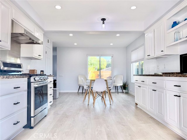 Detail Gallery Image 8 of 38 For 21865 Jinetes, Mission Viejo,  CA 92691 - 4 Beds | 3 Baths