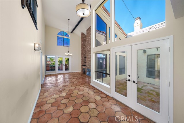 Detail Gallery Image 6 of 32 For 28231 Tinajo, Mission Viejo,  CA 92692 - 4 Beds | 2/1 Baths