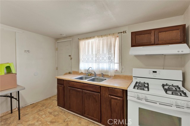 Detail Gallery Image 60 of 75 For 12660 Ivanhoe Rd, Lucerne Valley,  CA 92356 - 12 Beds | 12 Baths