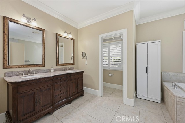 Detail Gallery Image 20 of 46 For 19438 Donkey Hill, Hidden Valley Lake,  CA 95467 - 4 Beds | 3/1 Baths