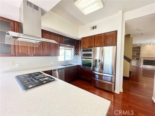 Detail Gallery Image 2 of 24 For 609 Fairview Ave #2,  Arcadia,  CA 91007 - 3 Beds | 3/1 Baths