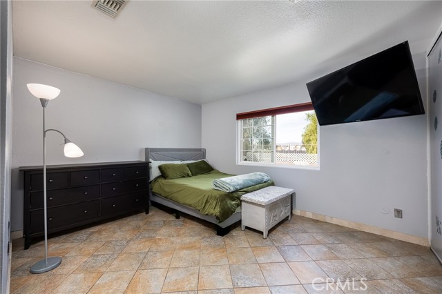 Detail Gallery Image 13 of 30 For 25284 Shadescale Dr, Murrieta,  CA 92563 - 4 Beds | 2 Baths