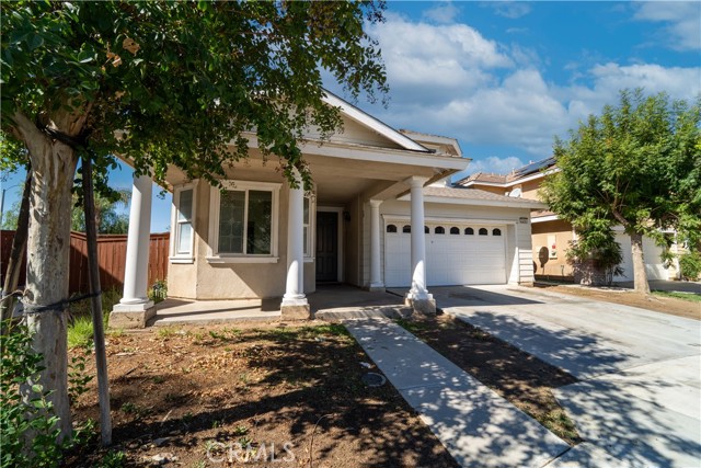 Detail Gallery Image 3 of 41 For 3294 Treehouse, Perris,  CA 92571 - 4 Beds | 3 Baths
