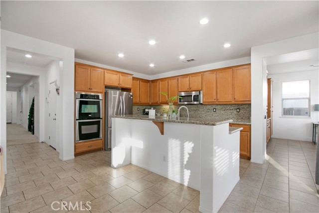 Detail Gallery Image 11 of 48 For 34487 Morris St, Beaumont,  CA 92223 - 3 Beds | 2/1 Baths