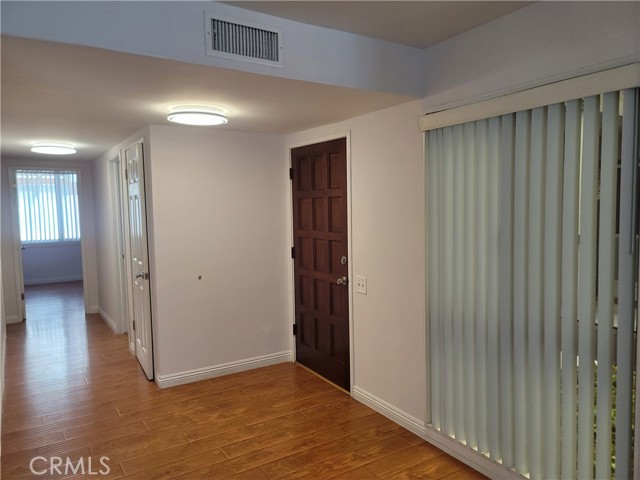 Detail Gallery Image 16 of 40 For 5301 Balboa Bld #E11,  Encino,  CA 91316 - 2 Beds | 2 Baths