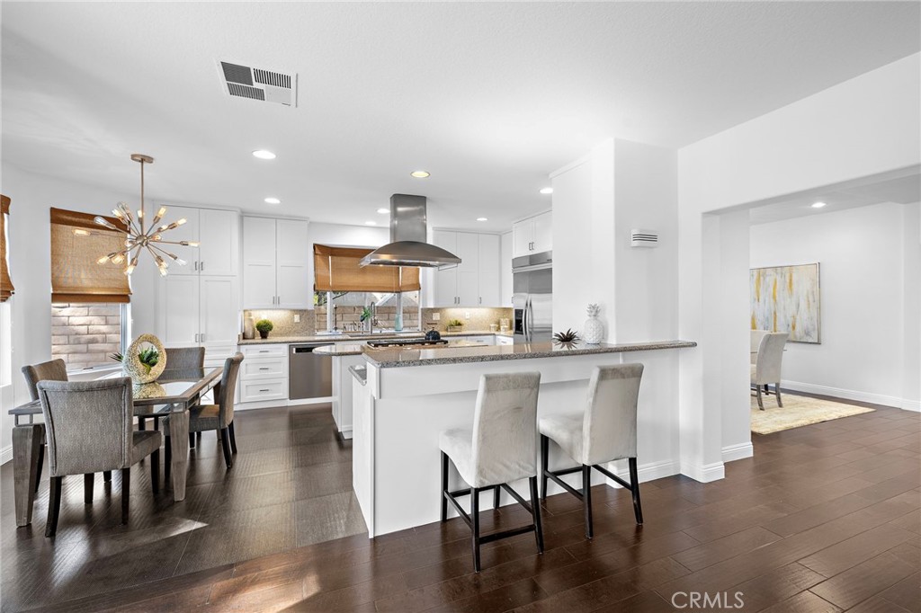 MLS #OC26150407 image #17