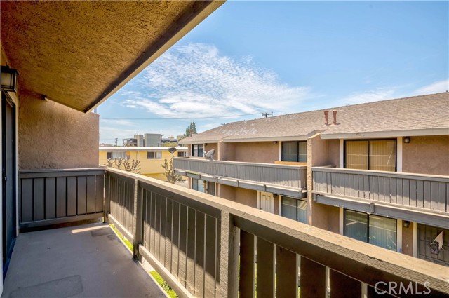 Detail Gallery Image 27 of 39 For 16414 Cornuta Ave #11,  Bellflower,  CA 90707 - 2 Beds | 2/1 Baths