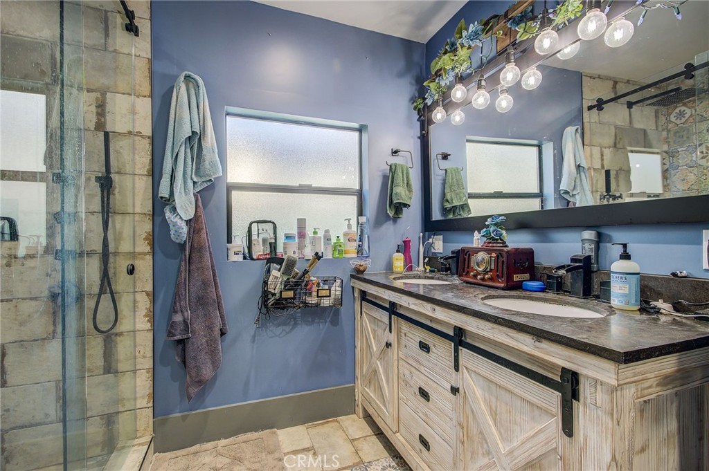 MLS #SR25235612 image #12