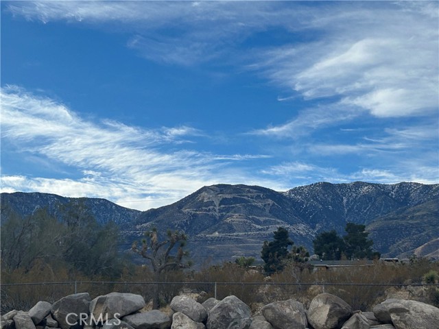 32643 Spinel Road, Lucerne Valley CA: https://media.crmls.org/medias/7b945e1f-e273-4ee3-a6f4-7d3ef296ee66.jpg