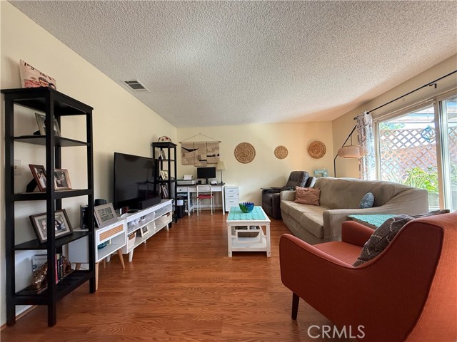 Detail Gallery Image 10 of 24 For 624 W Villa Chaparral, San Jacinto,  CA 92583 - 2 Beds | 2 Baths