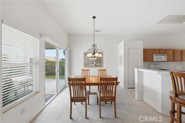 69722 Ridgeway Avenue, Cathedral City CA: https://media.crmls.org/medias/7b948ca0-b78a-4567-9313-1478741bf4ed.jpg