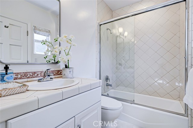 Detail Gallery Image 64 of 70 For 819 11th St, Manhattan Beach,  CA 90266 - 6 Beds | 5/2 Baths