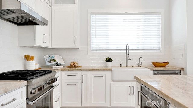 Detail Gallery Image 10 of 48 For 34682 Calle Rosita, Dana Point,  CA 92624 - 4 Beds | 3 Baths