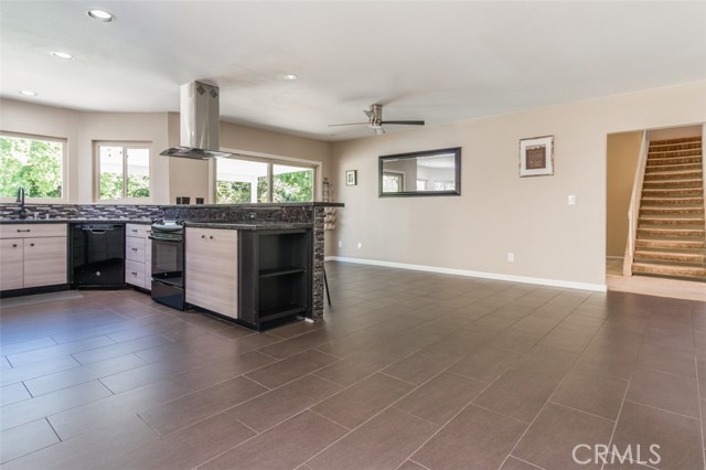 Detail Gallery Image 14 of 56 For 2936 Rollings, Thousand Oaks,  CA 91360 - 5 Beds | 3 Baths