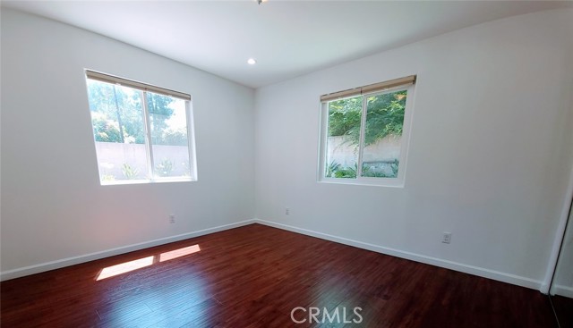 19100 Bessemer Street, Tarzana CA: https://media.crmls.org/medias/7b951dda-5db0-4944-ae60-a4f11e333866.jpg