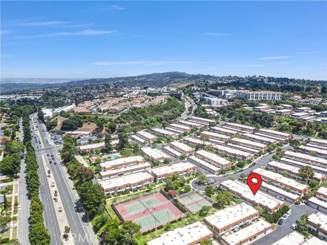 27925 Ridgebluff Court, Rancho Palos Verdes, California 90275, 3 Bedrooms Bedrooms, ,3 BathroomsBathrooms,Residential,For Sale,Ridgebluff,PW26093305