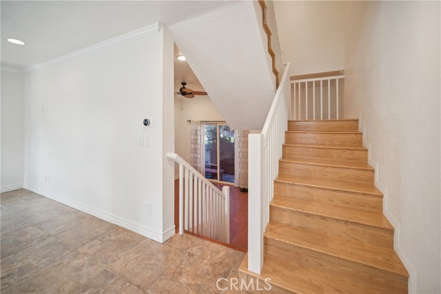 Detail Gallery Image 12 of 27 For 19545 Sherman Way, Reseda,  CA 91335 - 3 Beds | 1/1 Baths