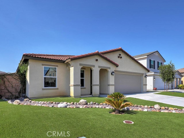 Detail Gallery Image 4 of 42 For 28327 Levi Way, Menifee,  CA 92585 - 4 Beds | 2 Baths