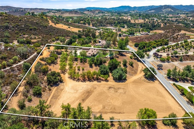 Detail Gallery Image 3 of 64 For 19750 Avenida Rosella, Murrieta,  CA 92562 - 5 Beds | 4 Baths
