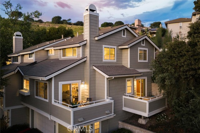 Detail Gallery Image 2 of 35 For 1060 Trevor Way, San Luis Obispo,  CA 93401 - 3 Beds | 3 Baths