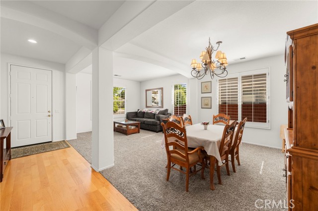 32392 Giverny Court, Winchester CA: https://media.crmls.org/medias/7b9706c8-372e-4e0b-9d1a-7511ca5aca49.jpg