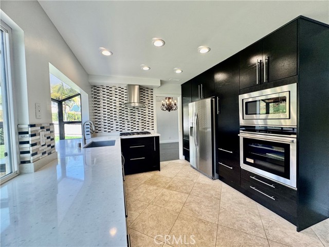 Detail Gallery Image 8 of 30 For 26351 Ambia, Mission Viejo,  CA 92692 - 4 Beds | 2/1 Baths