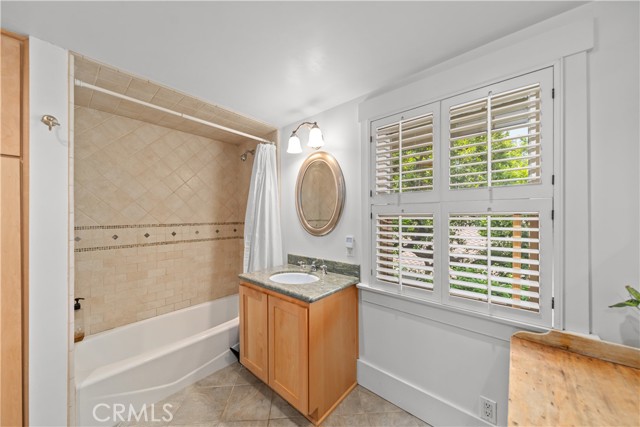 Detail Gallery Image 30 of 56 For 526 W 12th St, Claremont,  CA 91711 - 3 Beds | 2/1 Baths