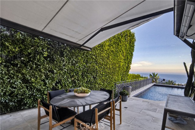 922 EMERALD BAY, Laguna Beach CA: https://media.crmls.org/medias/7b99f6cf-9a70-4709-b44b-e120986889a9.jpg