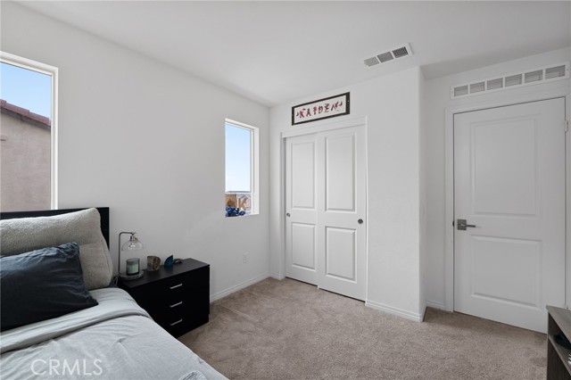 Detail Gallery Image 25 of 41 For 16667 Snowdrop #2,  Fontana,  CA 92336 - 4 Beds | 3 Baths