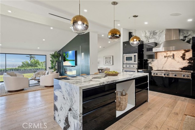 Detail Gallery Image 9 of 28 For 28056 Palos Verdes Drive East, Rancho Palos Verdes,  CA 90275 - 6 Beds | 4/1 Baths