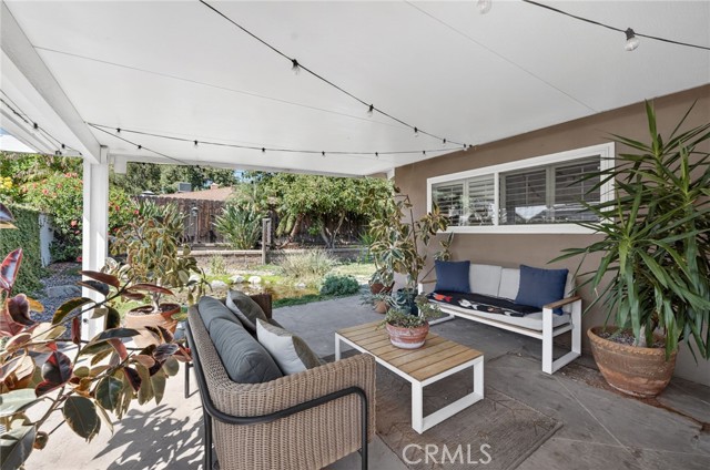 1463 Clock Ave, Redlands CA: https://media.crmls.org/medias/7b9c47a6-aafb-4879-84b3-b83d2f380de9.jpg