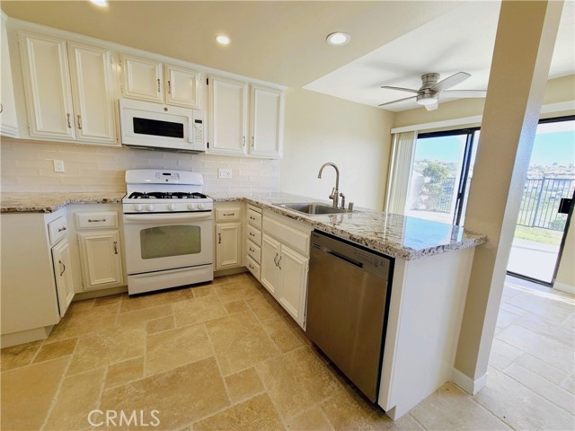 Detail Gallery Image 6 of 41 For 14 Windcrest, Laguna Niguel,  CA 92677 - 3 Beds | 2/1 Baths