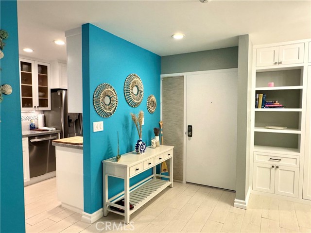 240 The Village, Redondo Beach CA: https://media.crmls.org/medias/7b9eb3e3-2577-4d64-930f-72117013df34.jpg