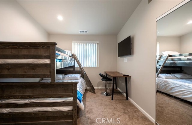 Detail Gallery Image 19 of 34 For 905 W Aeroplane Bld, Big Bear City,  CA 92314 - 3 Beds | 2 Baths